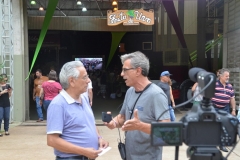 O jornalista José Carlos entrevistando Eduardo J. S.  Alvarez (Gestor de Agronegócio e Turismo de Jundiaí)