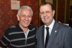 José Carlos (Diretor responsável da Revista e TV Empresas do Vale e Turismo em Pauta),  e Antonio Azevedo (Pres. da ABAV-Nacional), durante o coquetel de abertura d