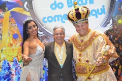 Vanusa Silva (Passista), José Carlos (Revista Empresas do Vale) e Achiles Tadeu (Rei Momo do Estado do Espírito Santo)