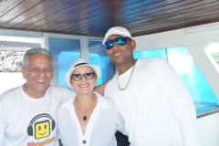 José Carlos, Rita Minami e o capitão da embarcação