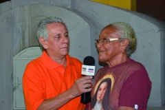 José Carlos, enrevistando Dona Eulália