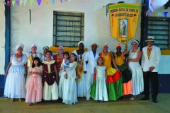 Integrantes da Escola de Congo de São Benedito do Erê