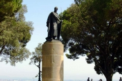 Estátua de bronze de Afonso Henriques, na Praça das Armas do Castelo de São Jorge