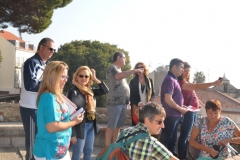 O grupo apreciando a beleza de Lisboa, no Castelo de São Jorge