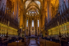 Vista interna da Catedral de La Santa Cruz Y Santa Eulalia