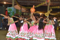 Grupo de Dança Flor Ribeirinha, durante a apresentação (4)