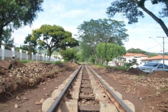 Trilhos e dormentes bem conservados - Passa Quatro (MG)