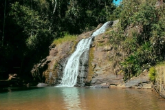 Cachoeira Iporã na Floresta Nacional de Passa Quatro