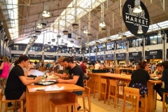 Área de alimentação, do Mercado da Ribeira, em Lisboa - Portugal