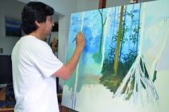 Miguel Penha trabalhando em seu atelier