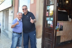 José Carlos e Fabio, em frente à entrada do Restaurante O Fuso