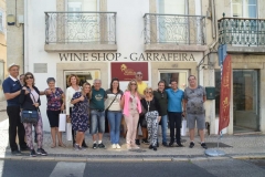 Foto oficial em frente ao Wine Shop - Garrafeira,em Cascais - Portugal