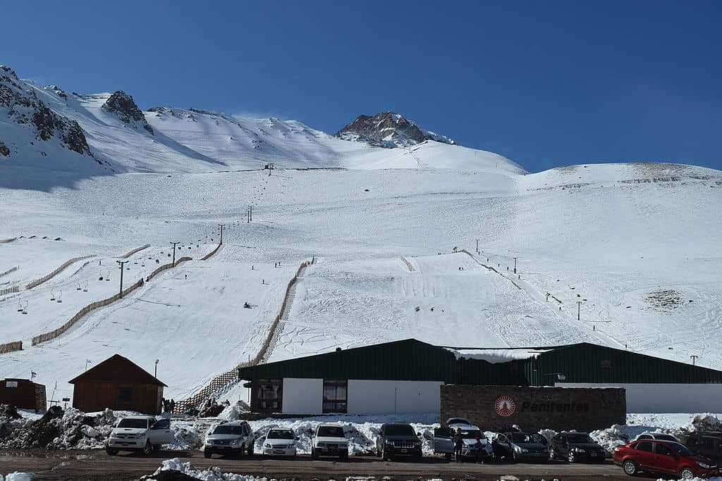 ESTAÇÃO DE ESQUI LOS PENITENTES