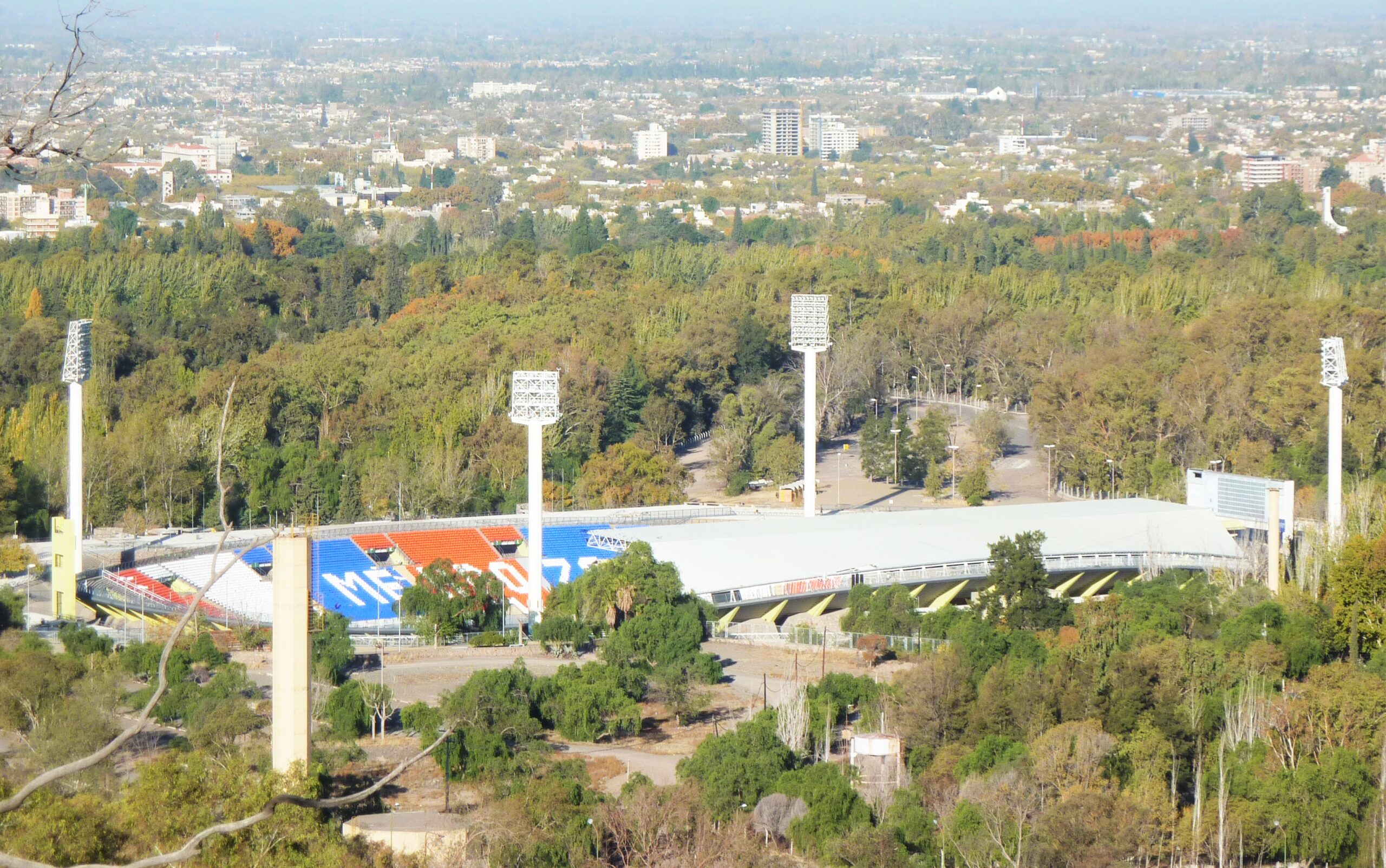 ESTÁDIO MALVINAS ARGENTINAS